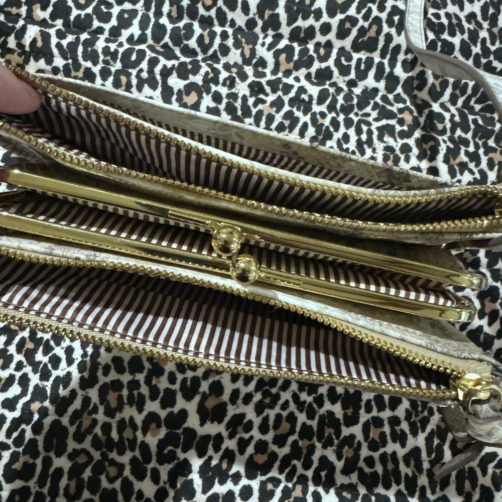 Nwot Nine West crossbody - Picture 3 of 11